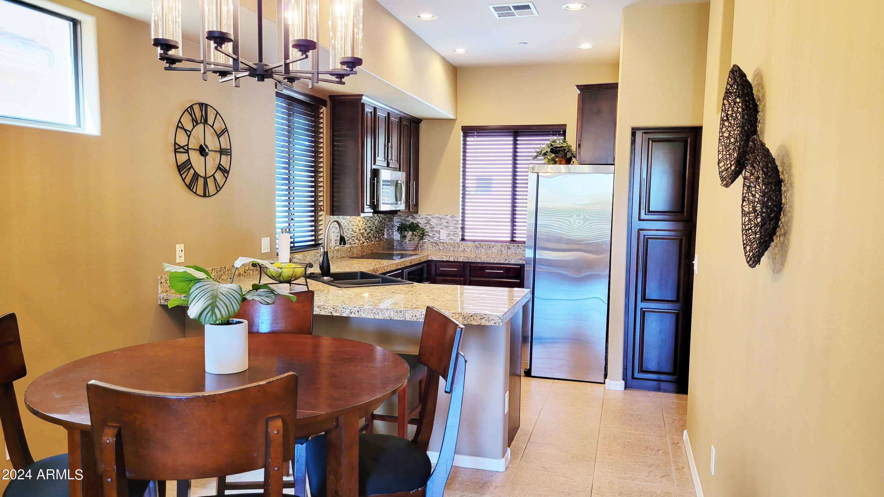 9551 East Redfield Road, Unit 1020 Scottsdale, AZ 85260 - Photo 14 of 38 & Dining