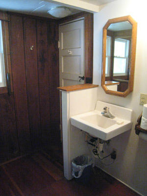 4853 Lookout Road Santa Barbara, CA 93105 - Photo 14 of 33 Upstairs Bath 2