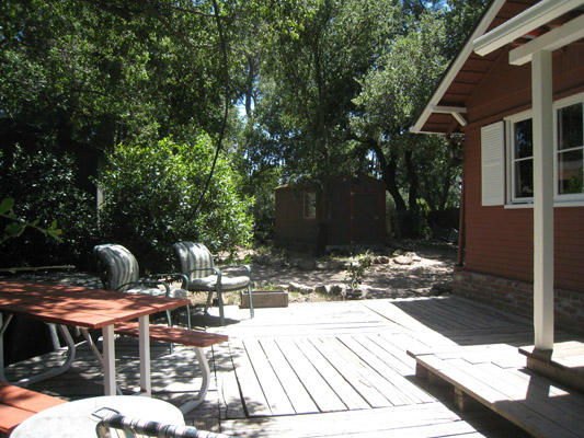 4853 Lookout Road Santa Barbara, CA 93105 - Photo 17 of 33 Deck towards Frontyard