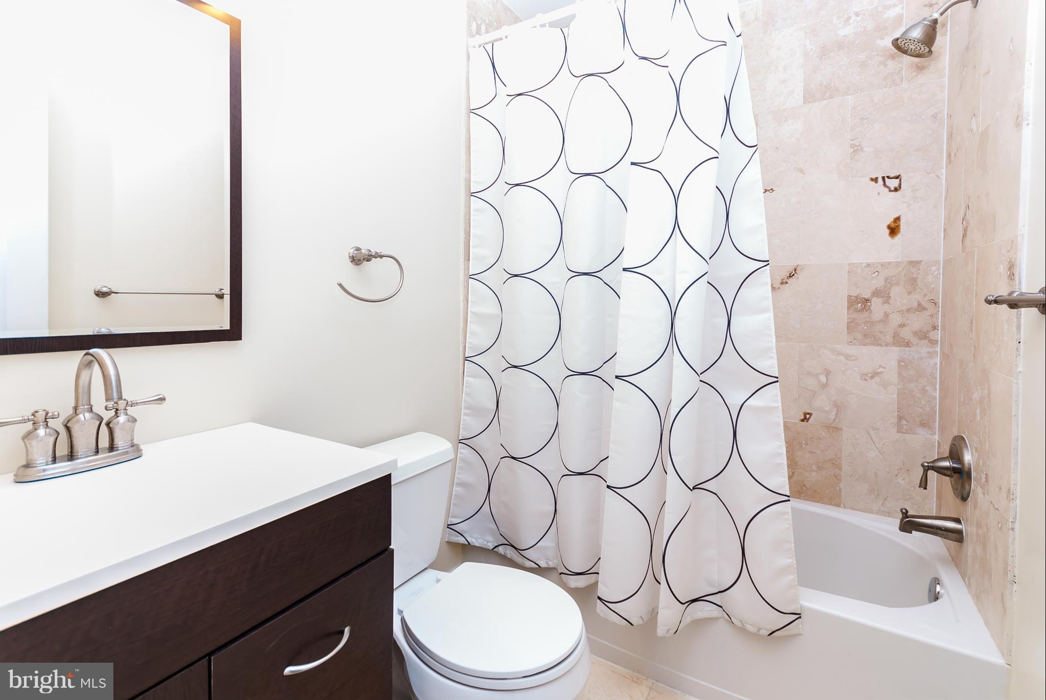 25 Michigan Avenue Northeast Washington, DC 20002 - Photo 14 of 27 Bath