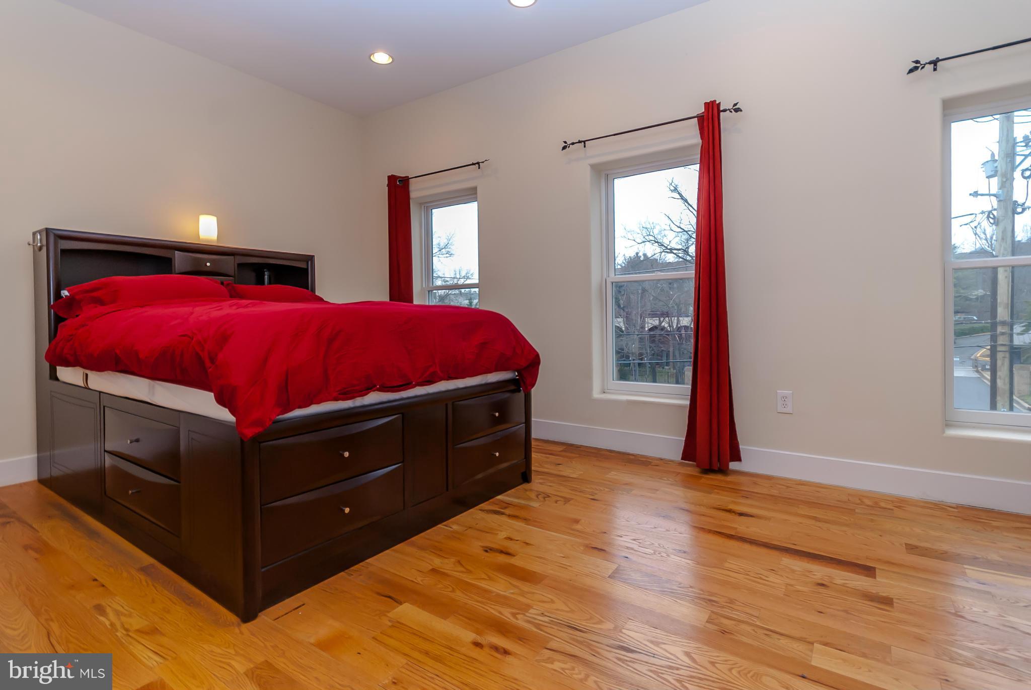 25 Michigan Avenue Northeast Washington, DC 20002 - Photo 18 of 27 Bedroom (Master)
