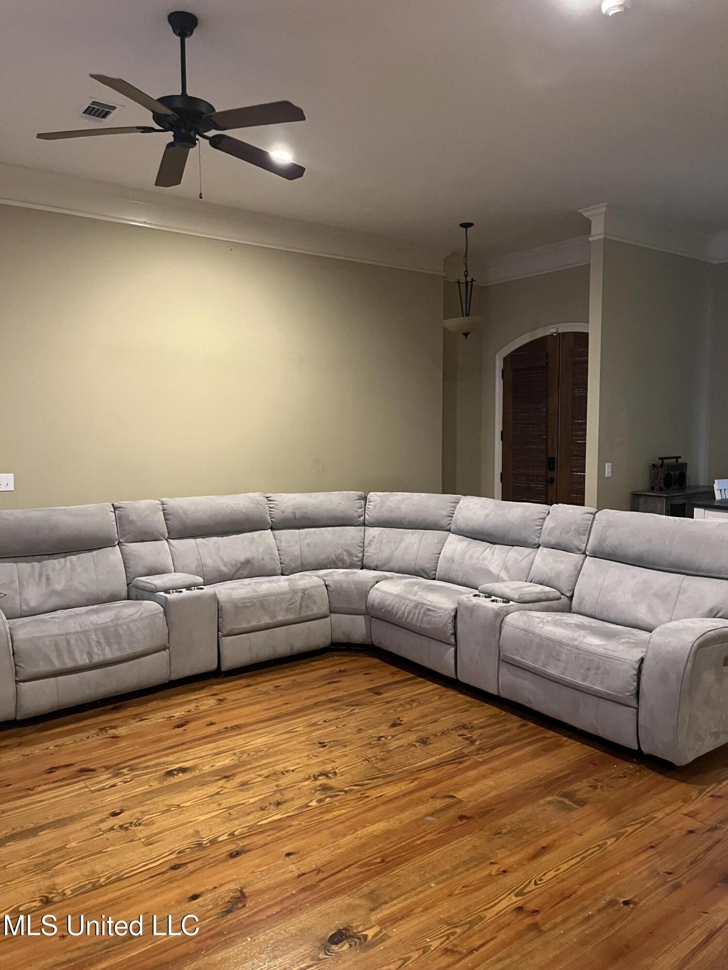 137 Owen Street Madison, MS 39110 - Photo 2 of 5 IMG_0006