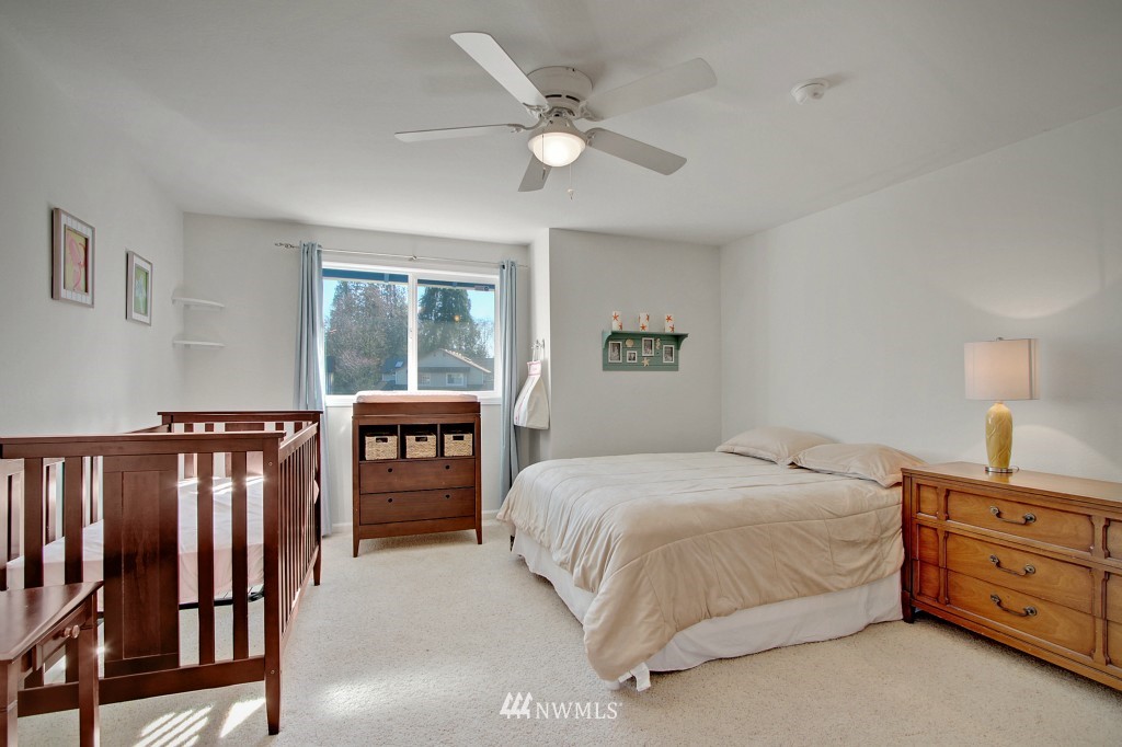2109 186th Place Southeast Bothell, WA 98012 - Photo 10 of 12