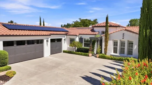 $1,169,000 | 951 Vista Cerro Drive, Paso Robles, CA 93446