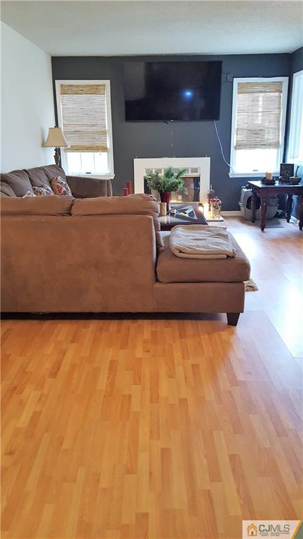 926 Edpas Road, Unit 926 New Brunswick, NJ 08901 - Photo 4 of 15 Gallery Image 4