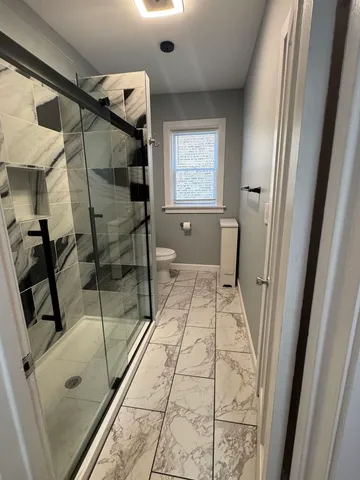 $1,900 | 6231 North Francisco Avenue, Unit 2S, Chicago, IL 60659