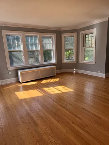 $1,900 | 6231 North Francisco Avenue, Unit 2S, Chicago, IL 60659