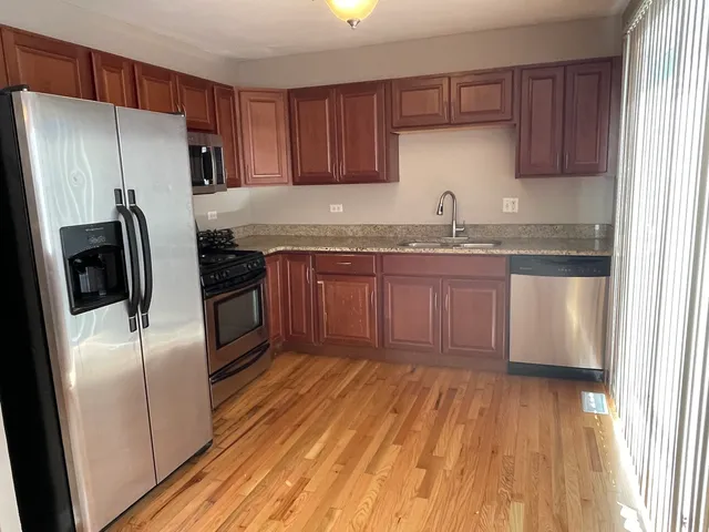 $233,500 | 125 Deerpath Road, Matteson, IL 60443