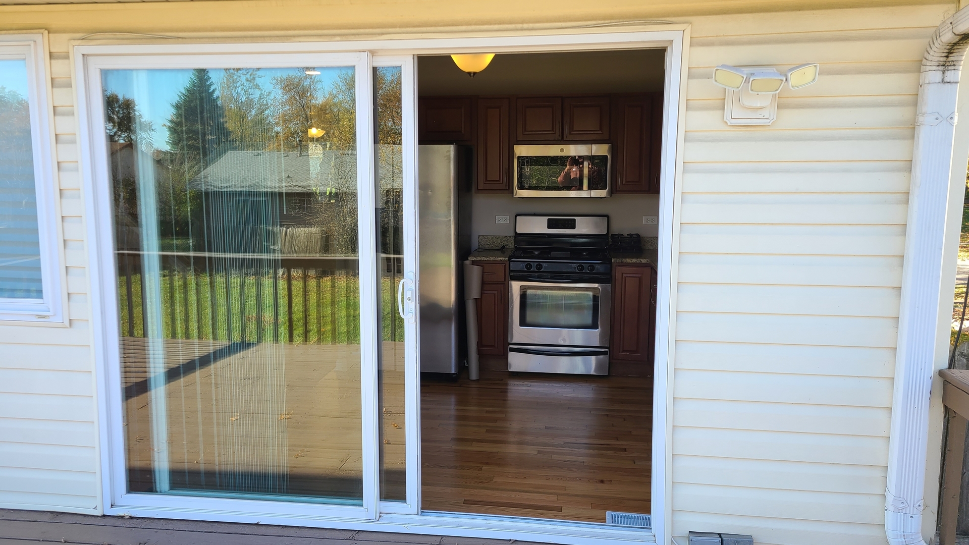 125 Deerpath Road Matteson, IL 60443 - Photo 17 of 19 a view of a porch of a house
