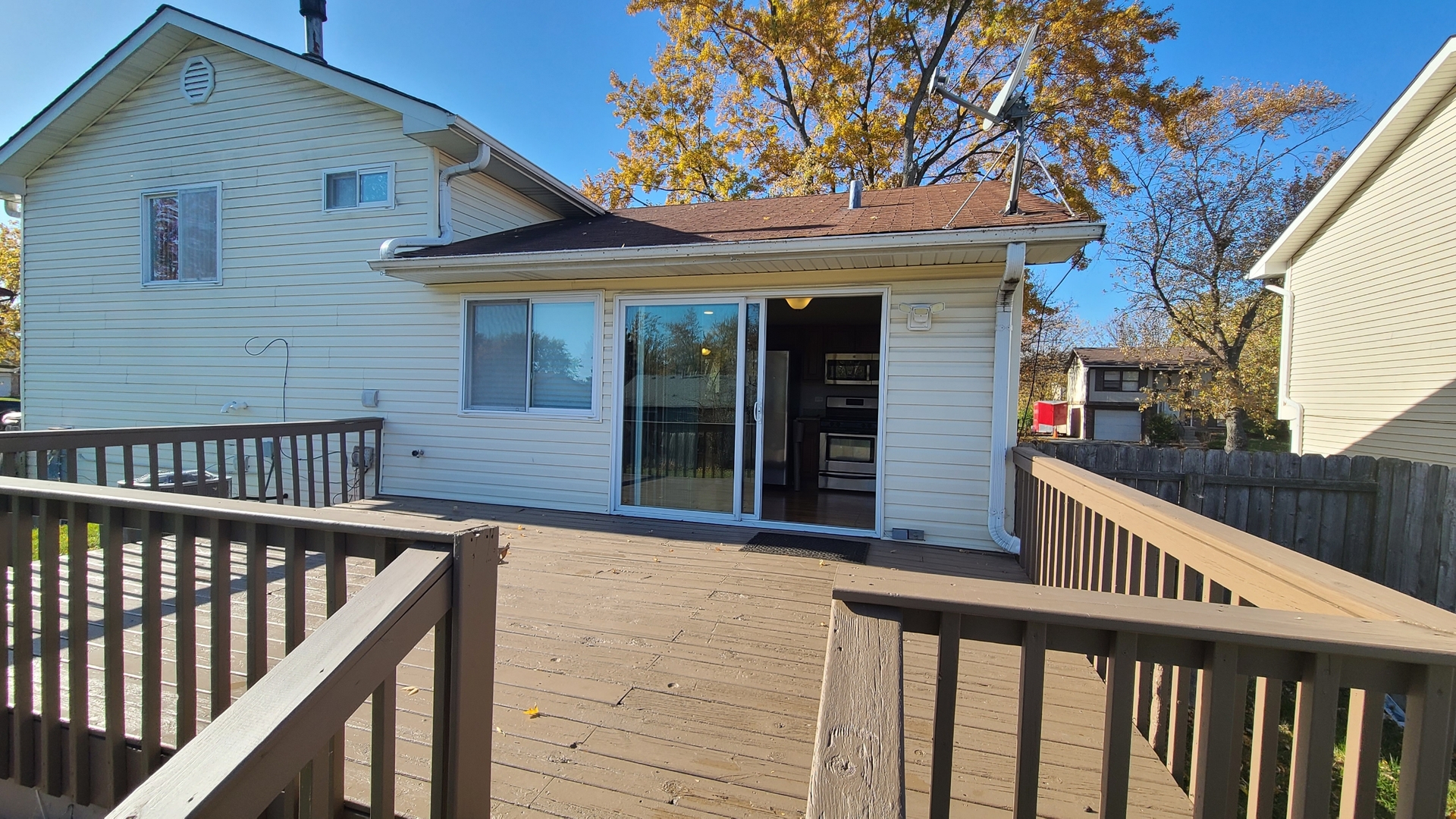 125 Deerpath Road Matteson, IL 60443 - Photo 19 of 19 a view of a house with a wooden fence