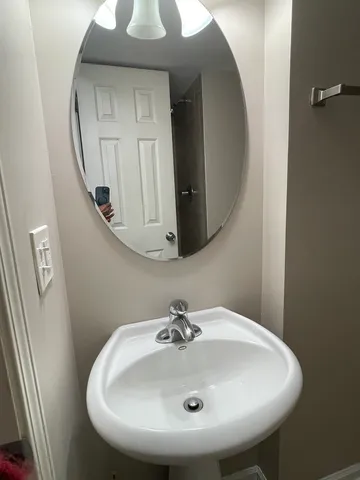 $233,500 | 125 Deerpath Road, Matteson, IL 60443