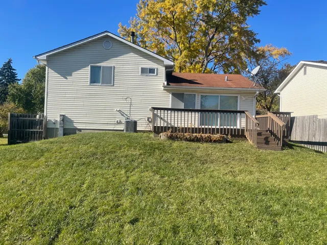 $225,000 | 125 Deerpath Road, Matteson, IL 60443