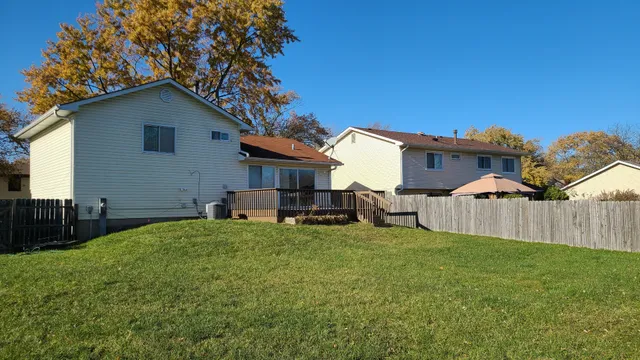 $225,000 | 125 Deerpath Road, Matteson, IL 60443