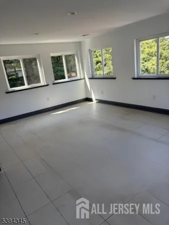 a view of livingroom with furniture