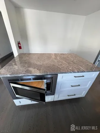 a view of an outdoor space