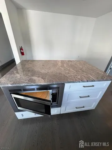 $3,500 | 445 D Highway 202, Flemington, NJ 08822