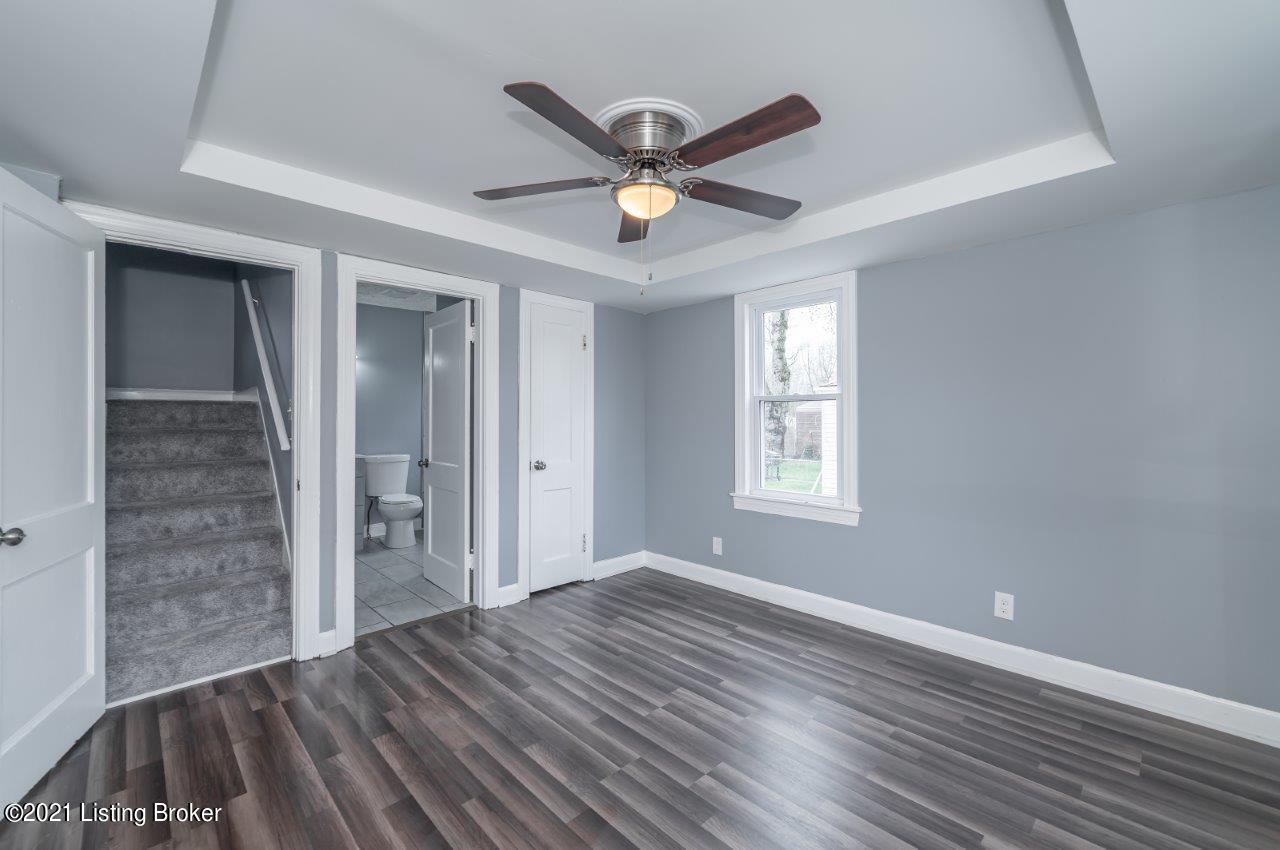 4846 Maryman Road Louisville, KY 40258 - Photo 12 of 21 12 Another View of Master Bedroom