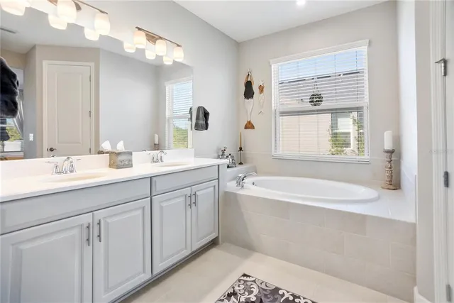 $634,500 | 5828 Clairwood Court, Palmetto, FL 34221