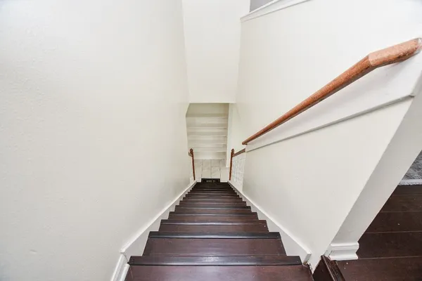 $2,700 | 9641 Weldridge Drive, Sugar Land, TX 77498