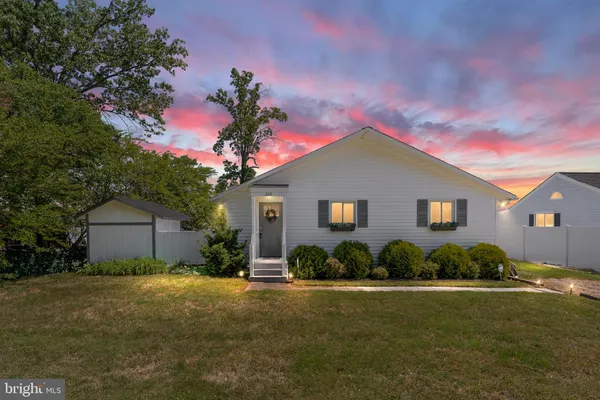 $750,000 | 222 Shore Drive, Colonial Beach, VA 22443