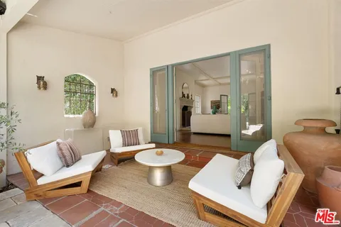 $3,350,000 | 1836 Outpost Drive, Los Angeles, CA 90068