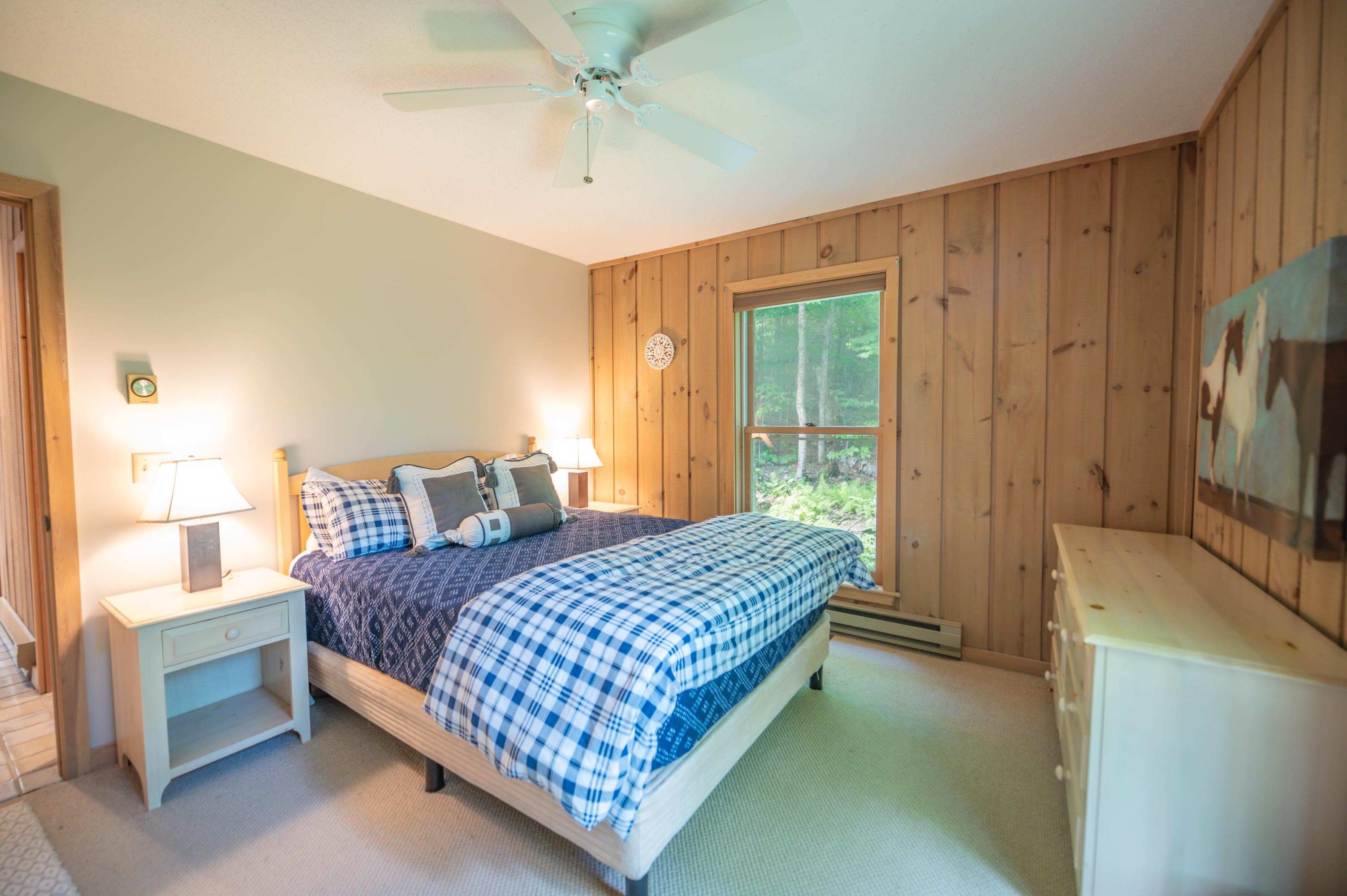 173 Howes Loop Wilmington, VT 05363 - Photo 4 of 37 Gallery Image 4