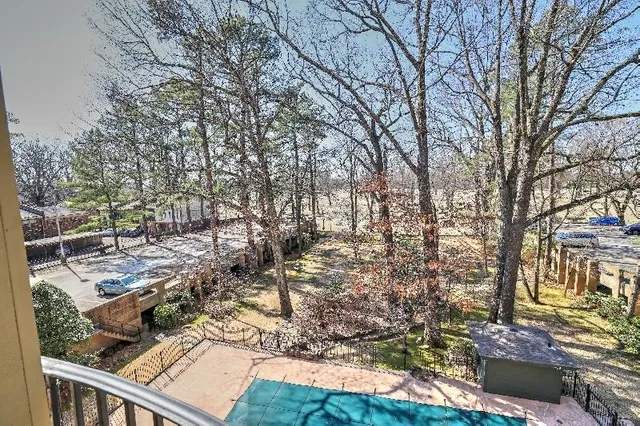 $195,000 | 475 North Highland Street, Unit 3G, Memphis, TN 38122