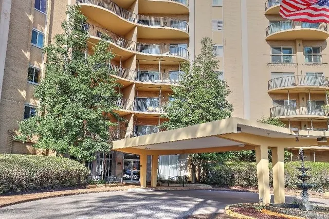 $195,000 | 475 North Highland Street, Unit 3G, Memphis, TN 38122