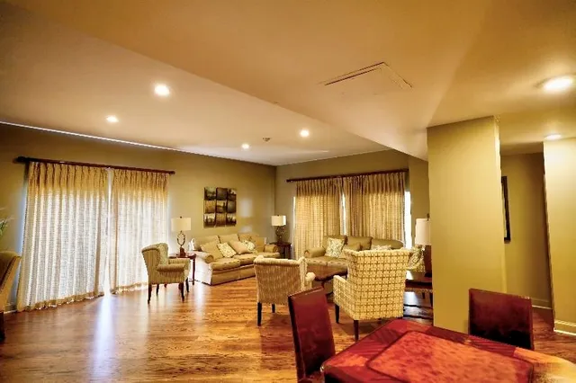 $195,000 | 475 North Highland Street, Unit 3G, Memphis, TN 38122