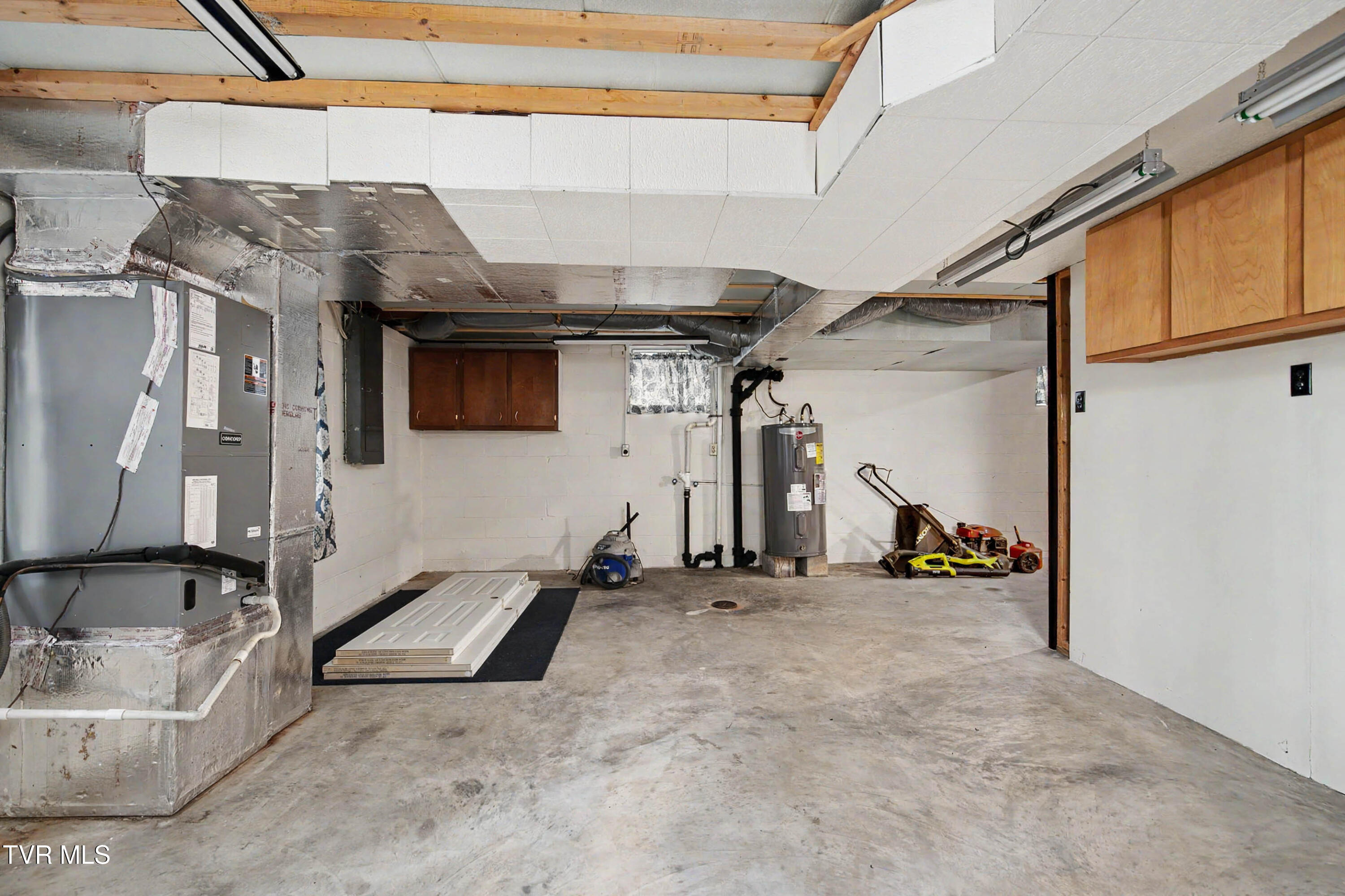 553 Bays View Road Kingsport, TN 37660 - Photo 32 of 34 553 Bays View Rd-32
