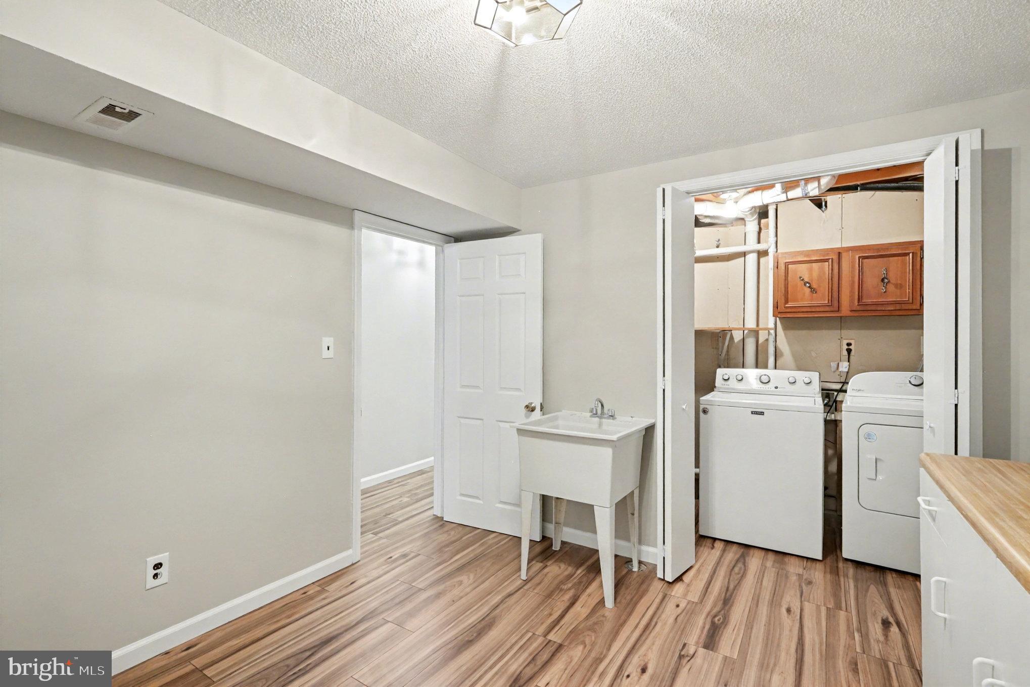 13460 Grandpas Road Nokesville, VA 20181 - Photo 30 of 37 Laundry Room