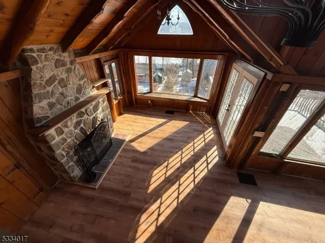 a view of an entryway