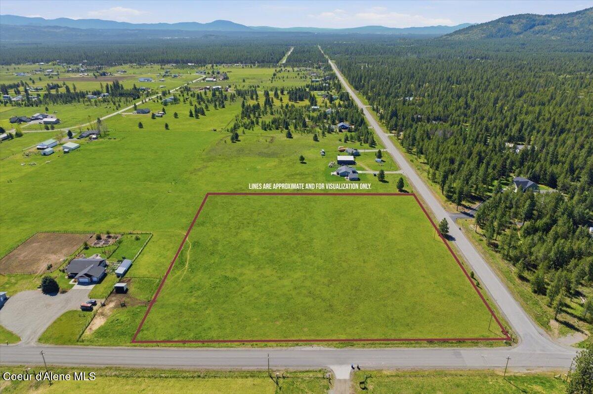 Gorgeous Corner Acreage Parcel