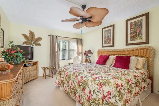 $219,900 | 14255 Rosemary Lane, Unit 8204, Largo, FL 33774