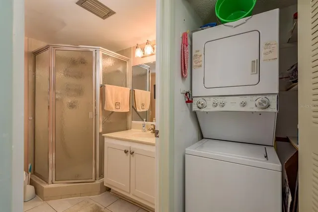 $219,900 | 14255 Rosemary Lane, Unit 8204, Largo, FL 33774