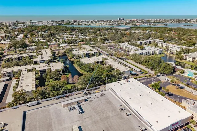 $219,900 | 14255 Rosemary Lane, Unit 8204, Largo, FL 33774