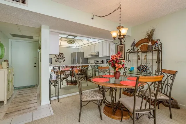 $219,900 | 14255 Rosemary Lane, Unit 8204, Largo, FL 33774