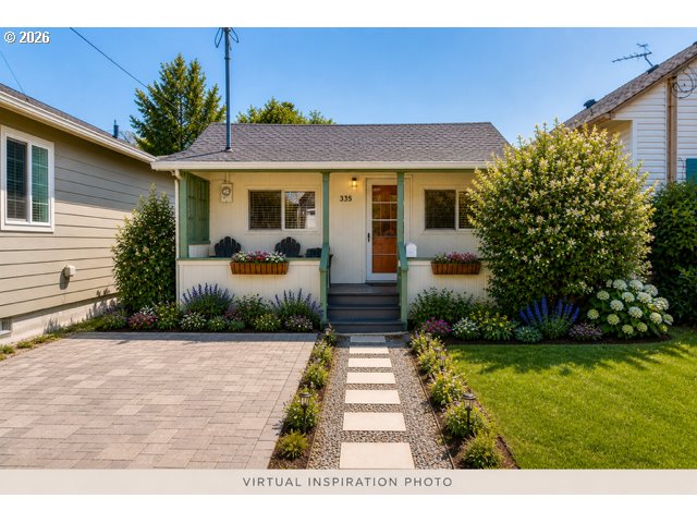 335 9th Avenue Seaside, OR 97138 - Photo 2 of 25