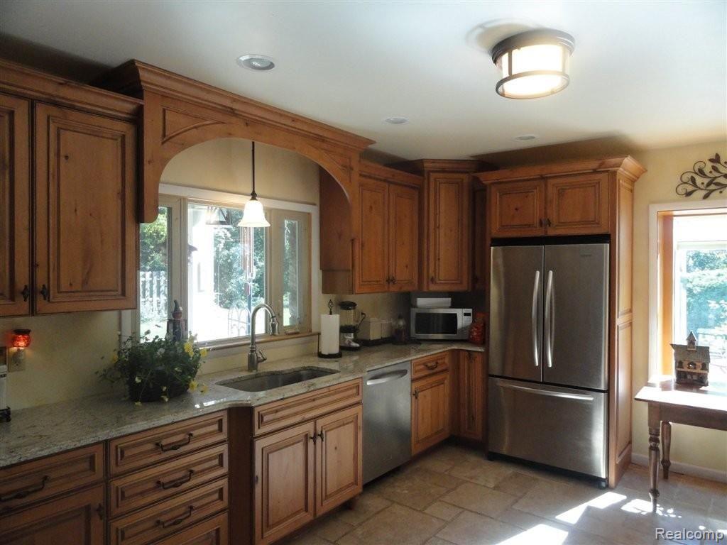 485 Rowe Road Milford, MI 48380 - Photo 60 of 98 DSC03615.JPG