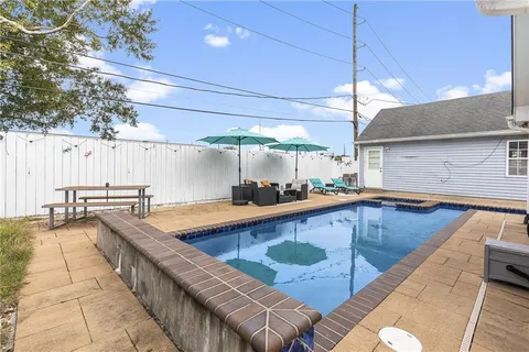 $340,000 | 269 Villere Drive, Destrehan, LA 70047