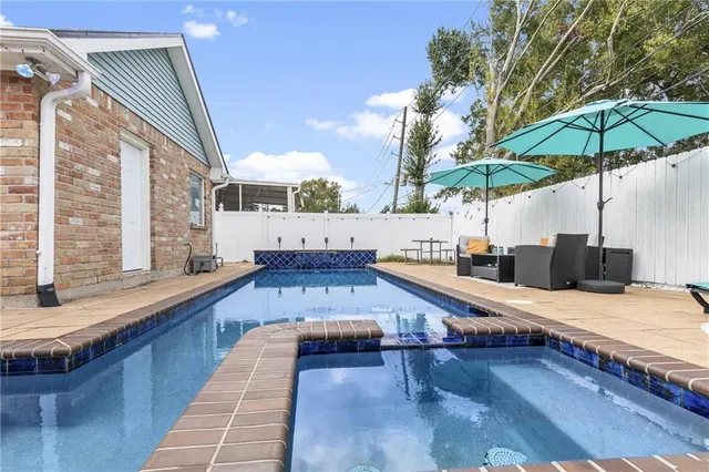 $330,000 | 269 Villere Drive, Destrehan, LA 70047