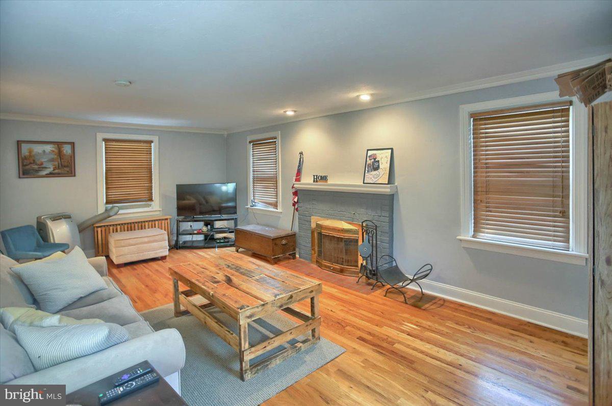 4132 Ridgeview Road Harrisburg, PA 17112 - Photo 2 of 15 LIVING ROOM W/FIREPLACE