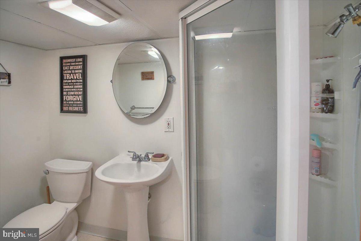 4132 Ridgeview Road Harrisburg, PA 17112 - Photo 13 of 15 LL FULL BATH