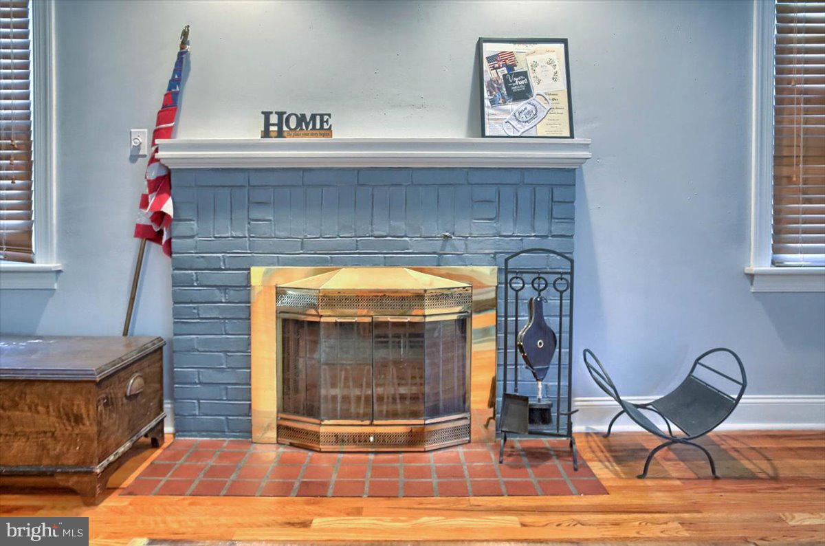 4132 Ridgeview Road Harrisburg, PA 17112 - Photo 3 of 15 WOOD BURING FIREPLACE