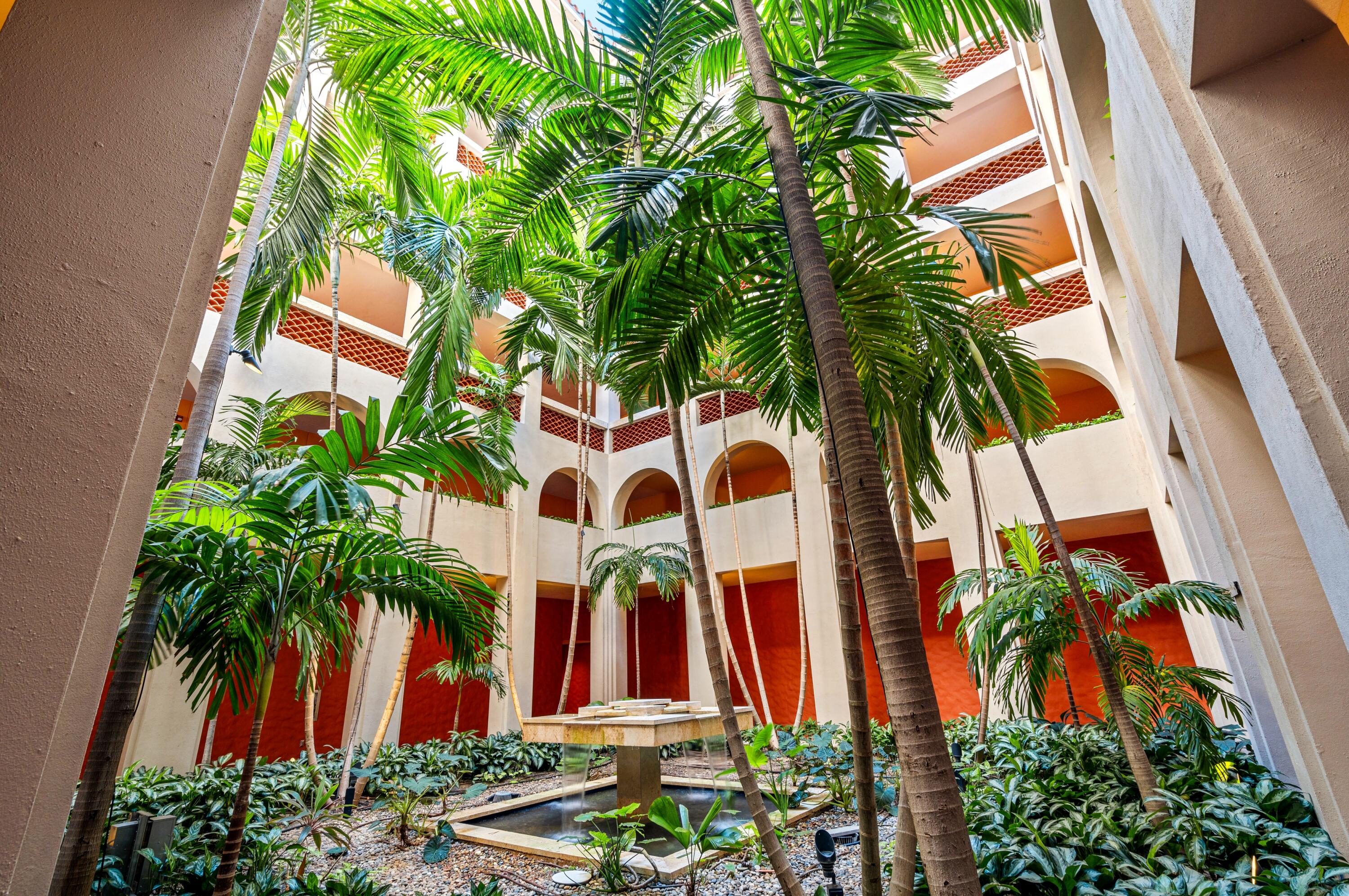 2 North Breakers Row, Unit N25 Palm Beach, FL 33480 - Photo 72 of 79 mls_COURTYARD_LOOKING_UP_DT