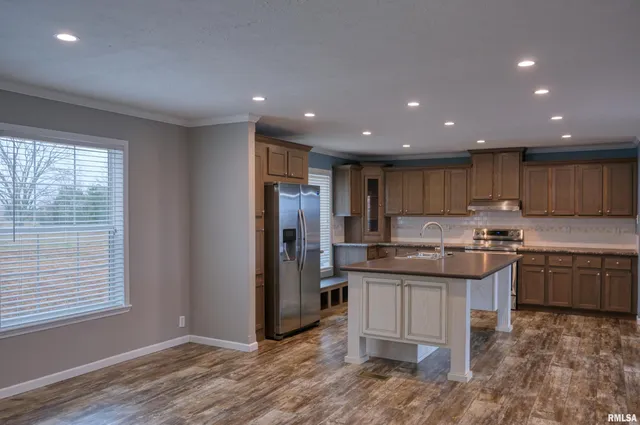 $279,500 | 890 Gilead Church Road, Simpson, IL 62985