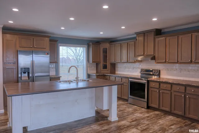 $279,500 | 890 Gilead Church Road, Simpson, IL 62985