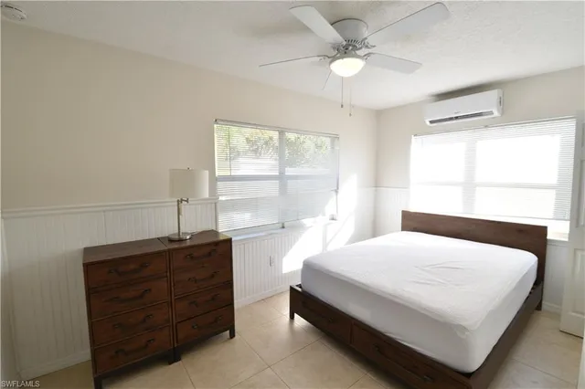 $1,500 | 3125 Barrett Avenue, Naples, FL 34112