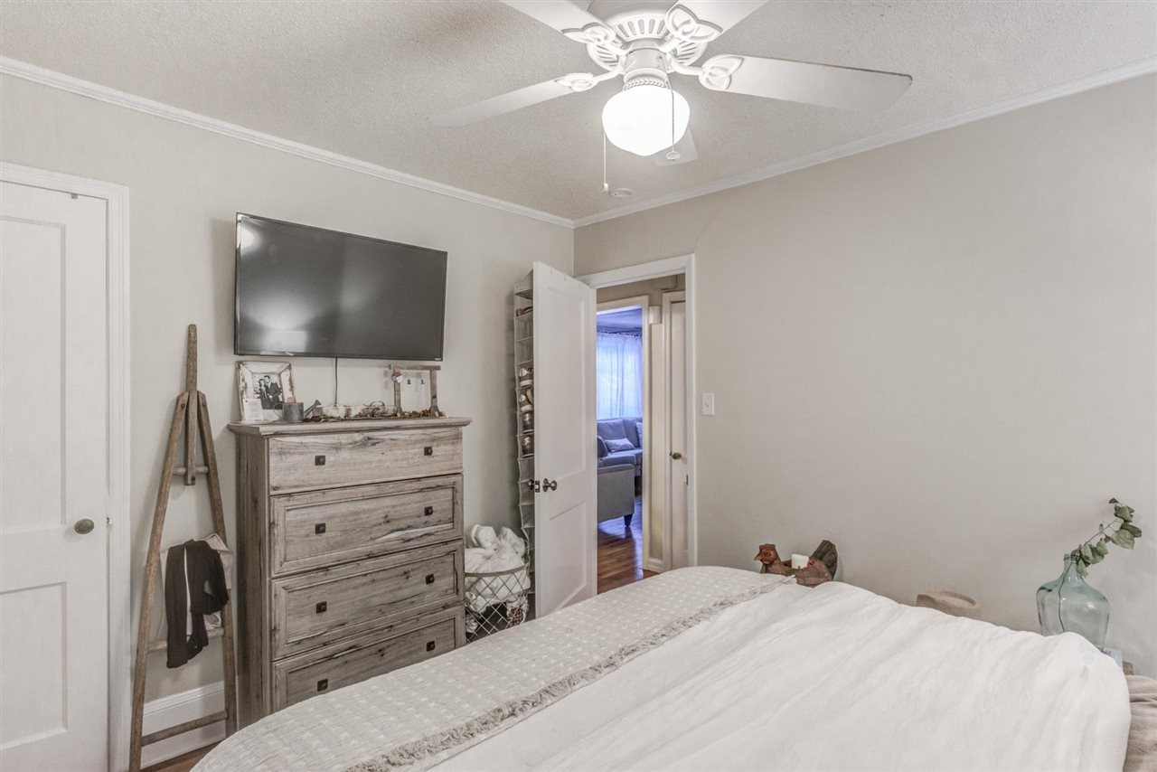 1611 Bickett Boulevard Raleigh, NC 27608 - Photo 18 of 30 Photo 18