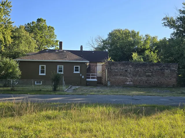 $139,700 | 1040 Polk Street, Gary, IN 46402